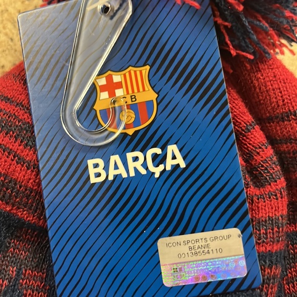 FC BARCELONA SUPPORTERS BEANIE - Picture 7 of 7